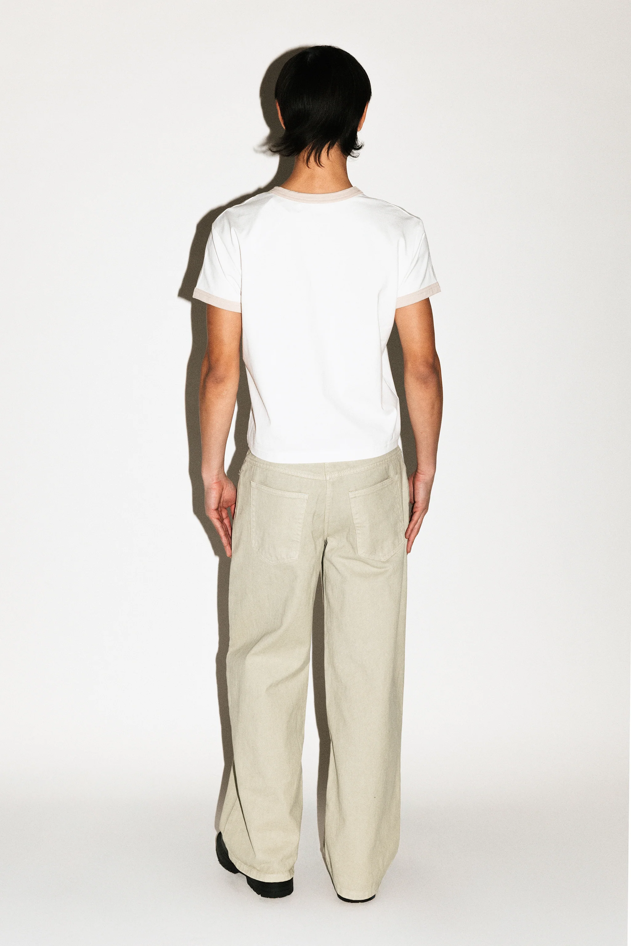 Bronson Low-Rise Relaxed Straight-Leg Jeans - Image 12