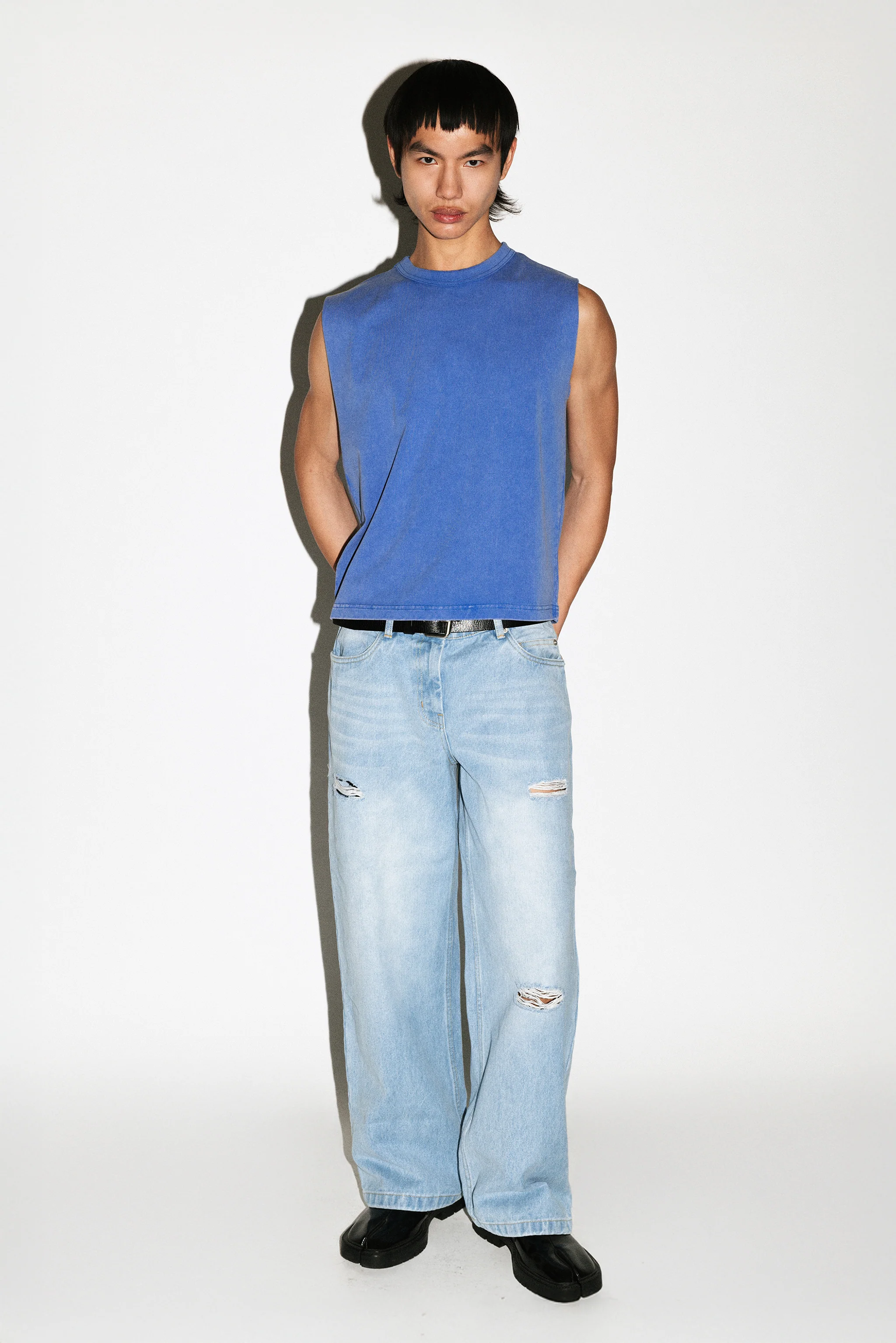 Bronson Low-Rise Relaxed Straight-Leg Jeans - Image 5