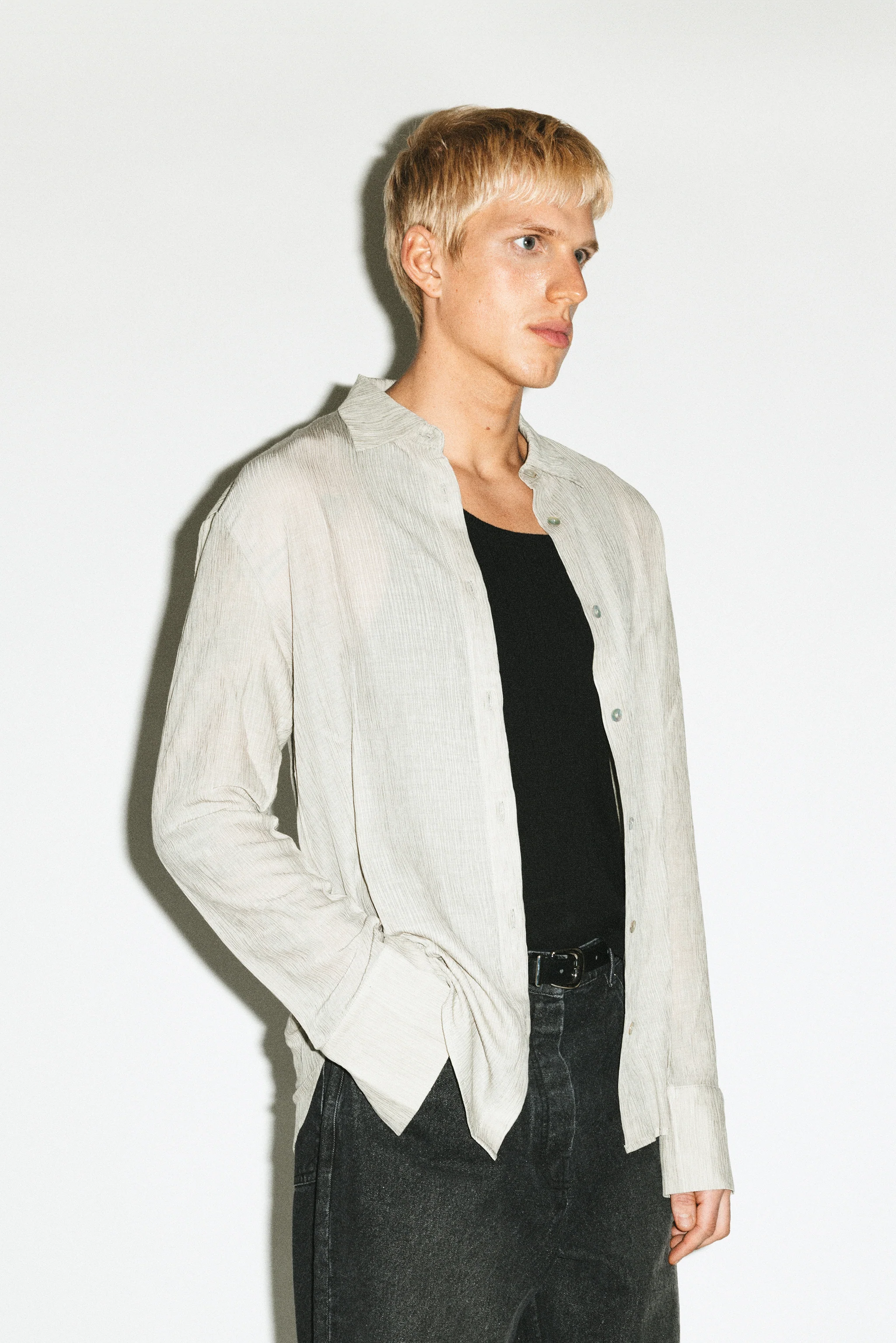 Del Aire Semi-Sheer Gauze Button Up - Image 9