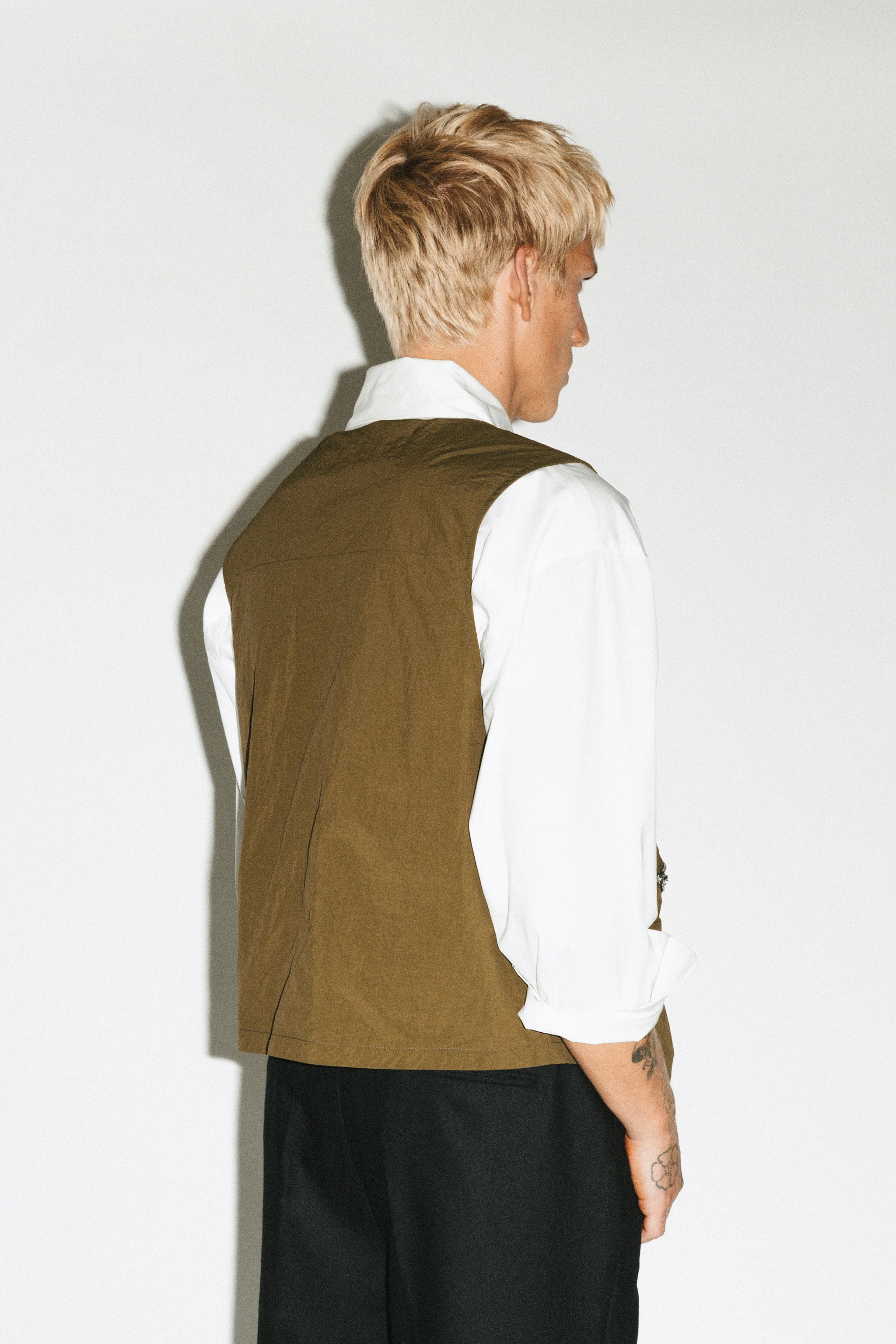 Elysian Utility Cargo Vest - Image 7