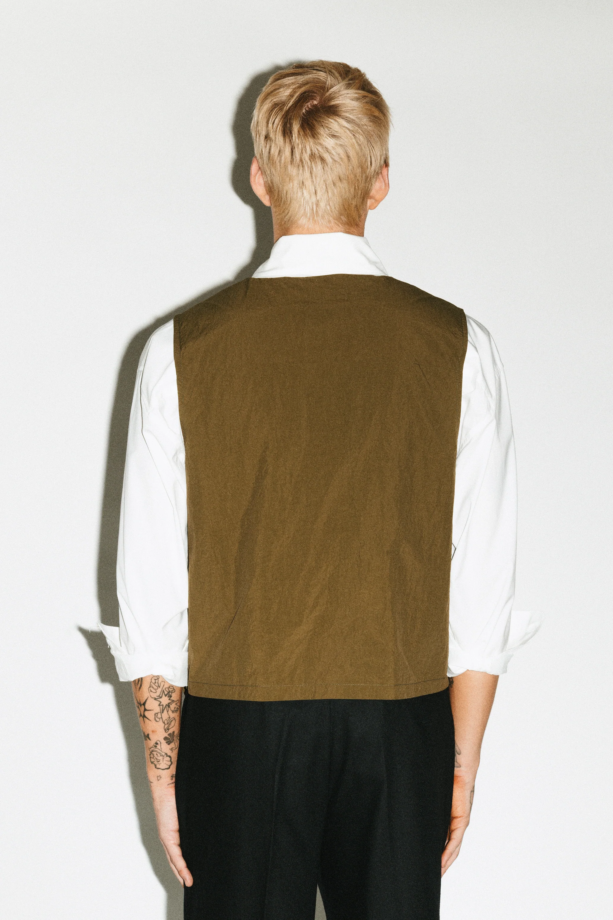 Elysian Utility Cargo Vest - Image 8