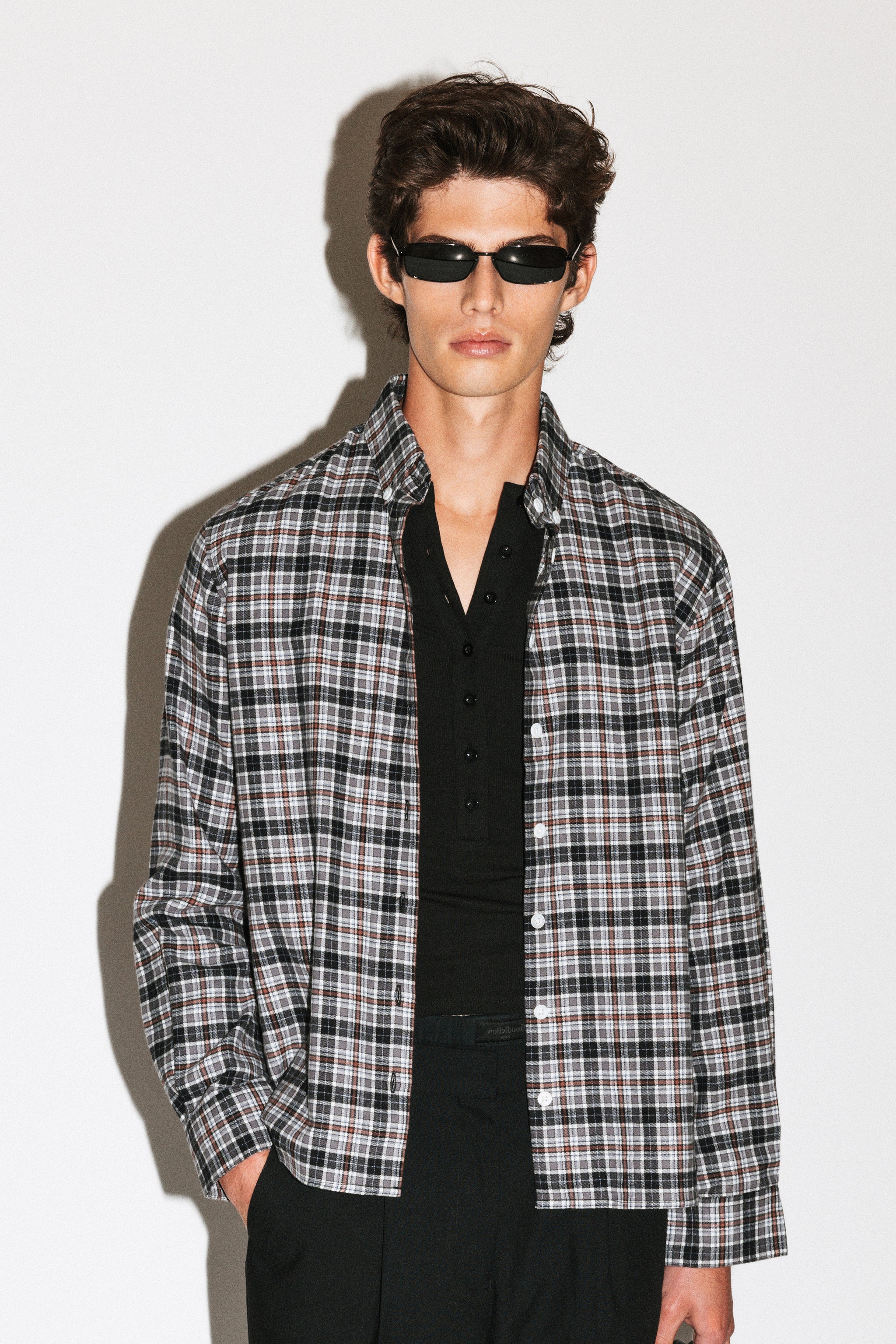 Rexford Classic Button Up Shirt - Image 13