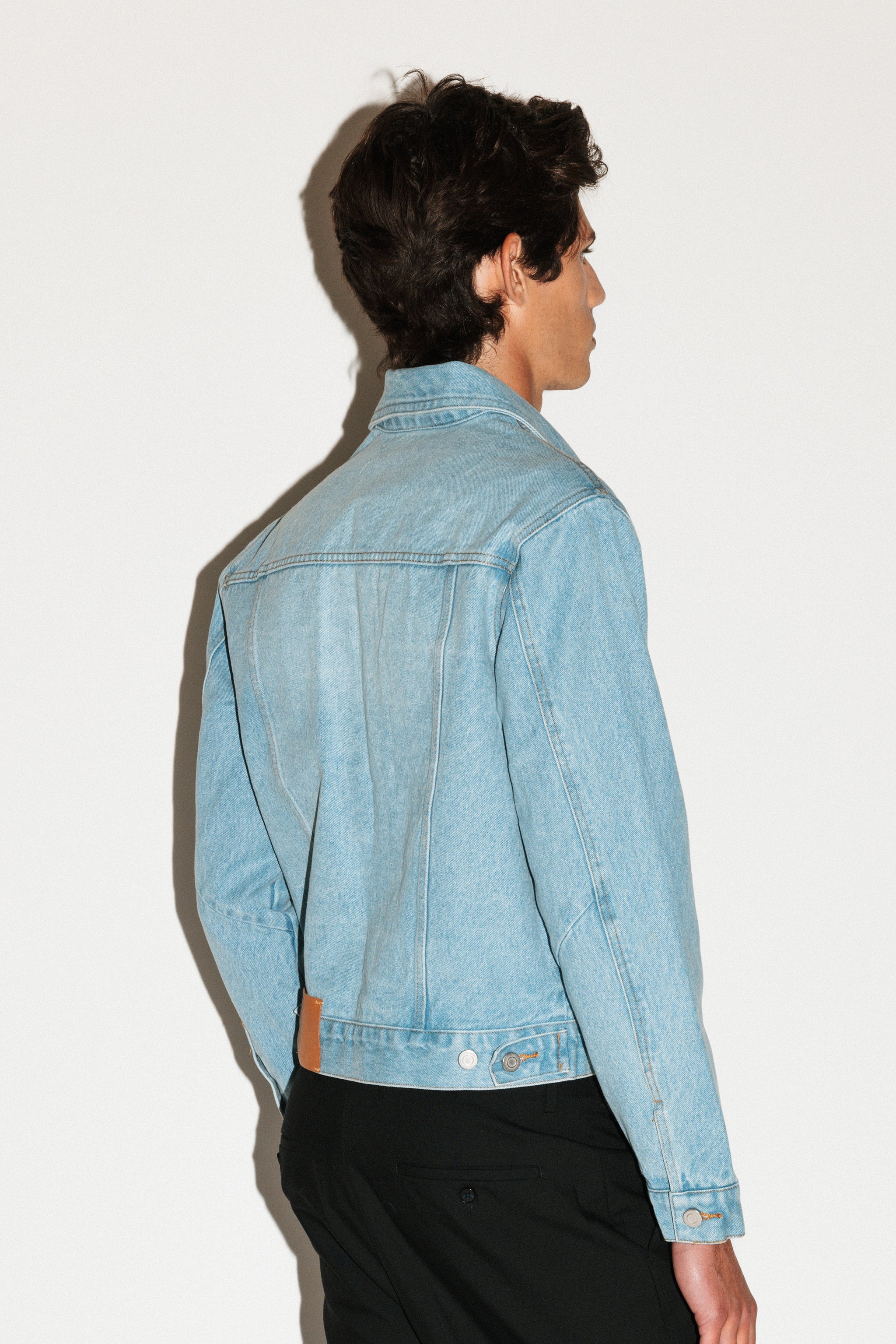 Runyon Fitted Western Denim Jacket - Image 11