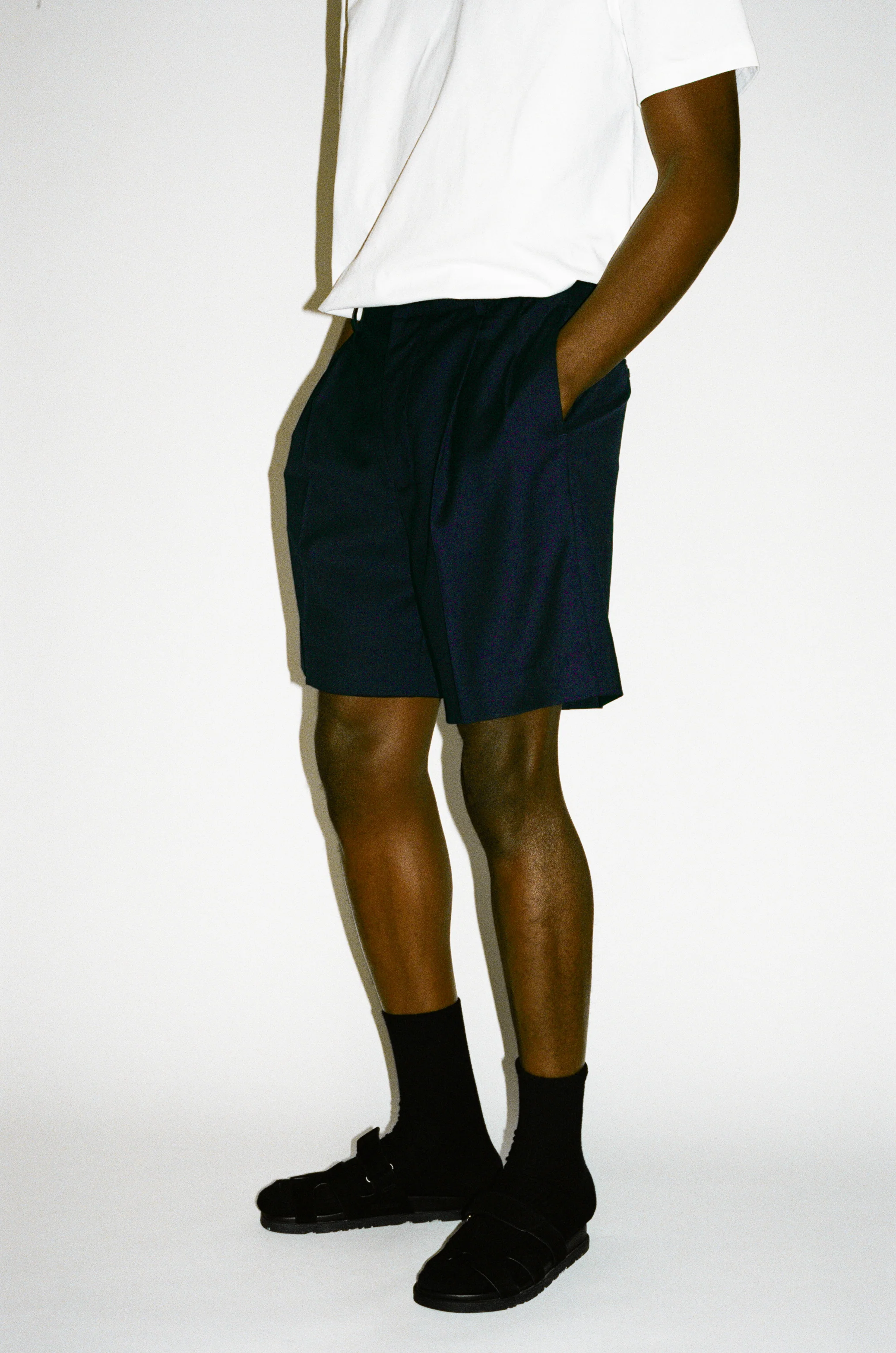 Villa Wide-Leg Tailored Shorts - Image 22