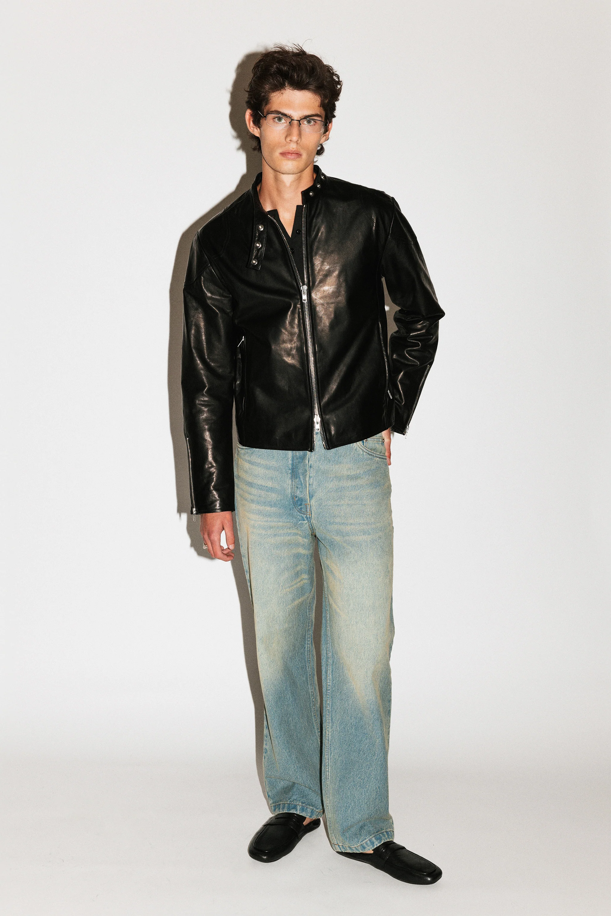 Wilson Loose Taper Straight Leg Jeans - Image 5
